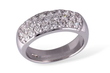 Diamond Wedding Band in white gold