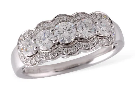 Diamond Wedding Band in white gold