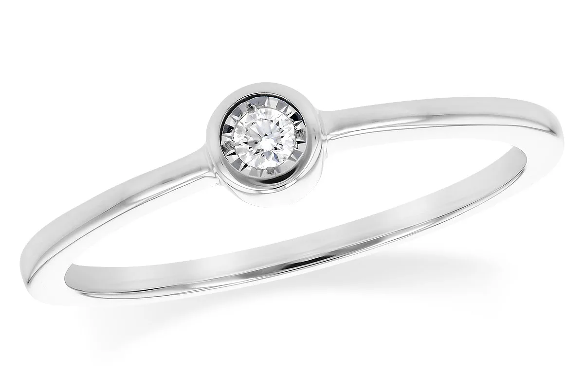 Diamond Ring in white gold