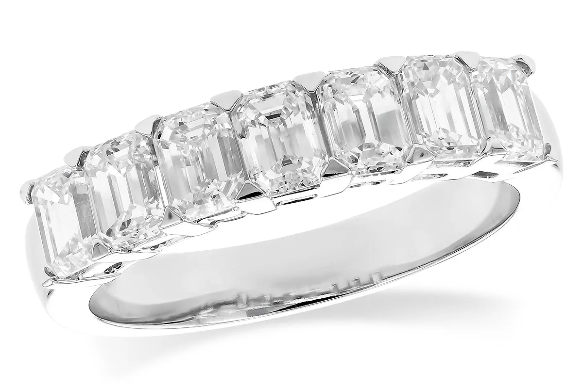 Diamond Wedding Band in white gold