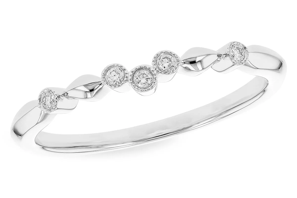 Diamond Wedding Band in white gold