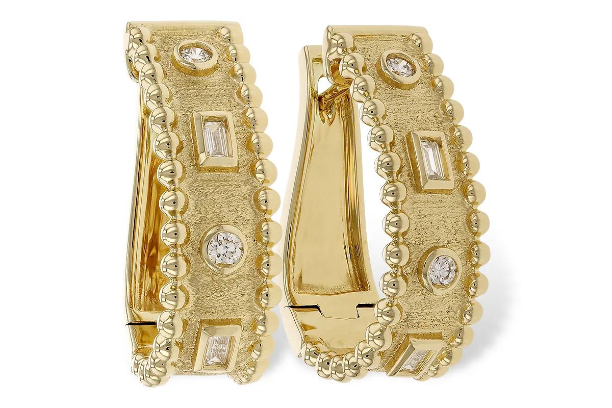 Diamond Earrings in yellow gold
