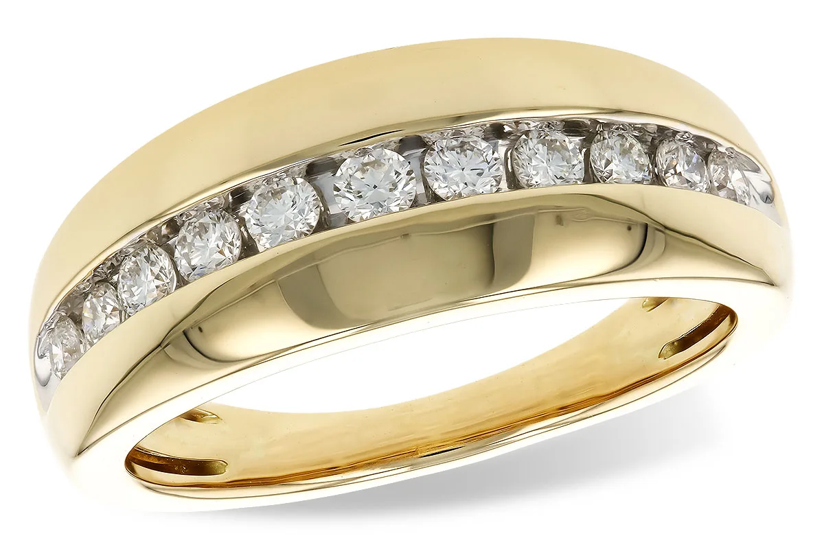 Diamond Wedding Band in yellow gold