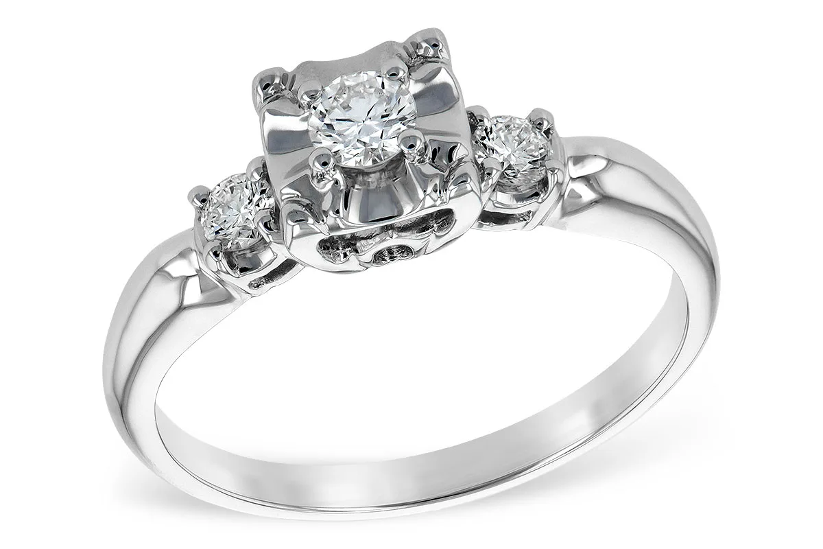 Diamond Engagement Ring in white gold