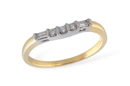 Baguette Diamond Ring Enhancer in yellow gold