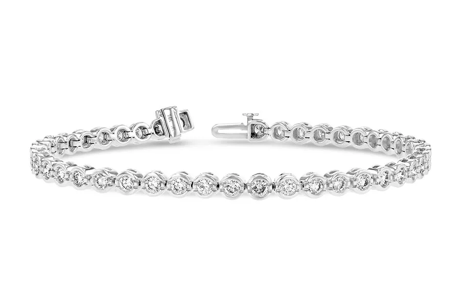 Diamond Bracelet in white gold