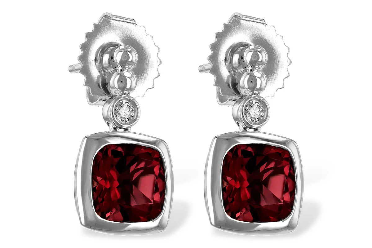 Garnet Earrings in white gold