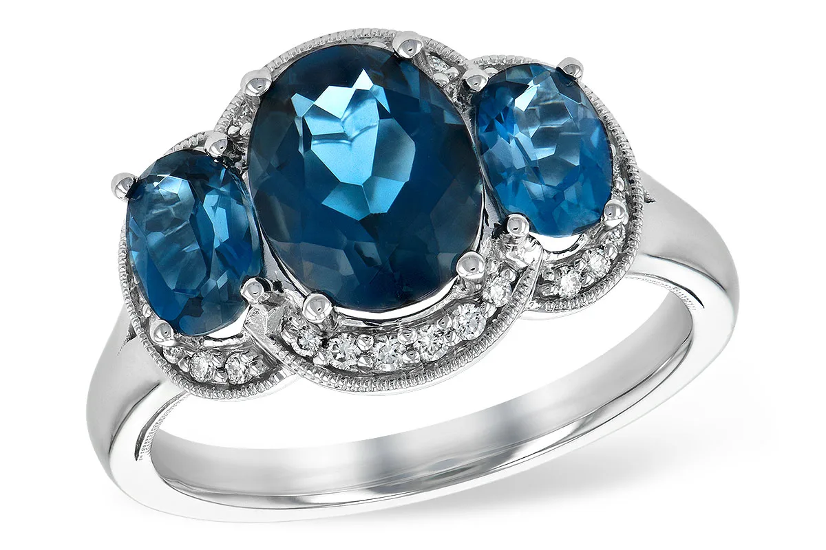Blue Topaz Ring in white gold