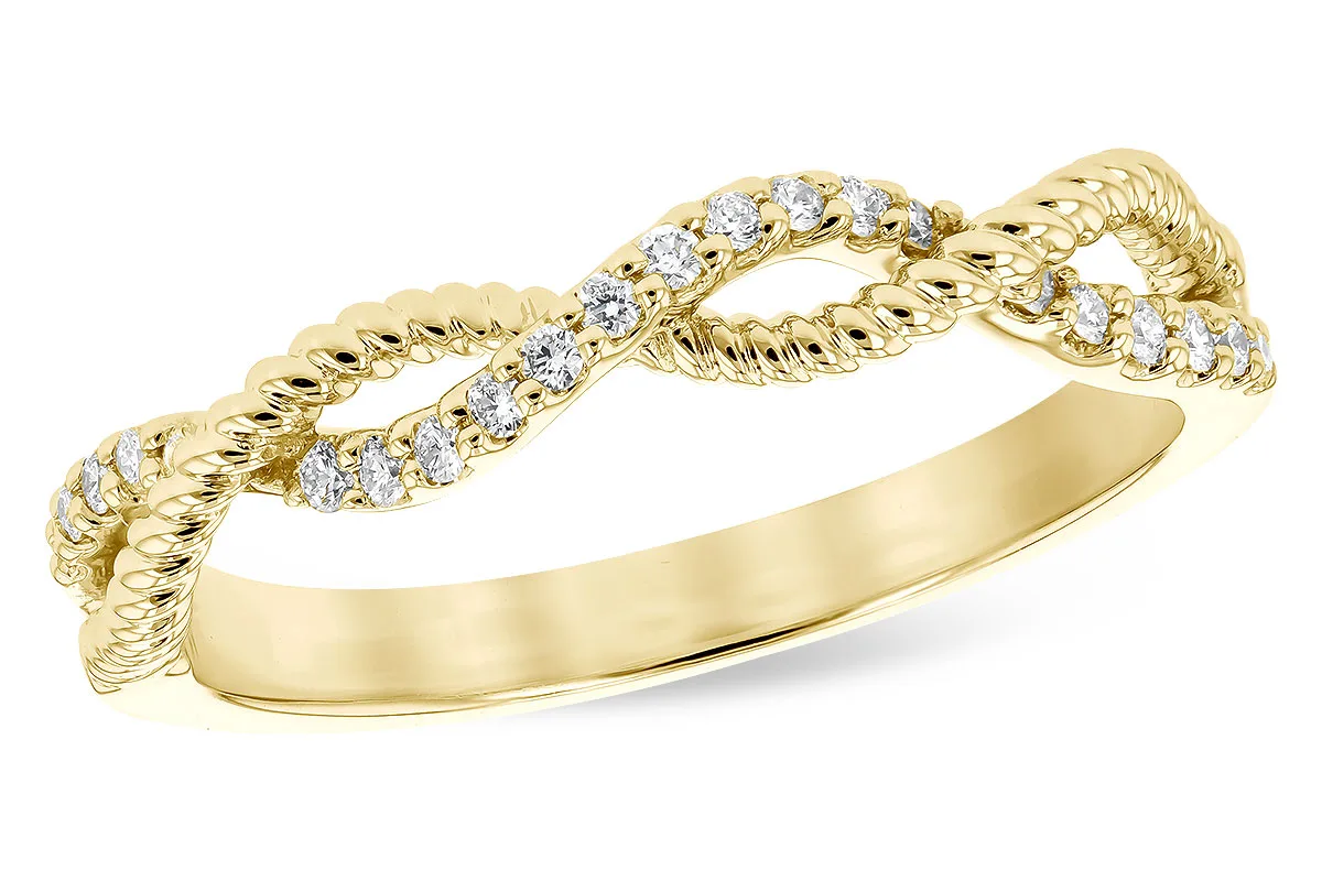 Diamond Wedding Band in yellow gold