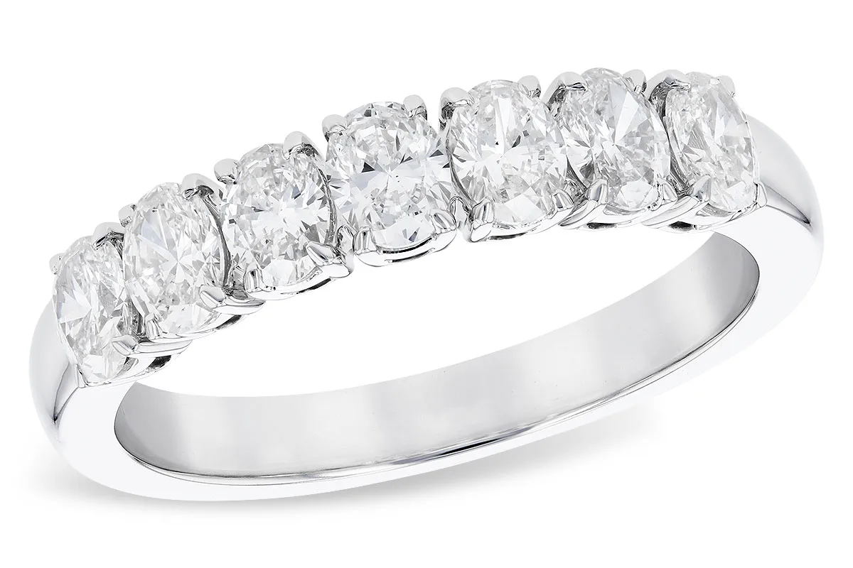 Diamond Wedding Band in white gold