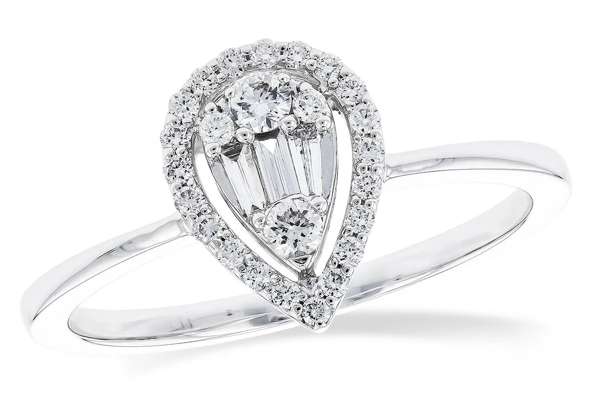 Diamond Ring in white gold