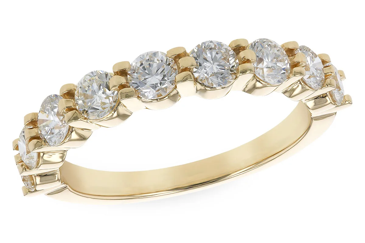 Diamond Wedding Band in yellow gold