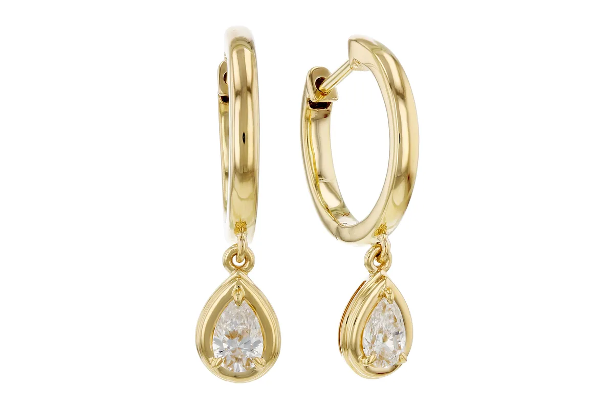 Pear Diamond Earrings in yellow gold