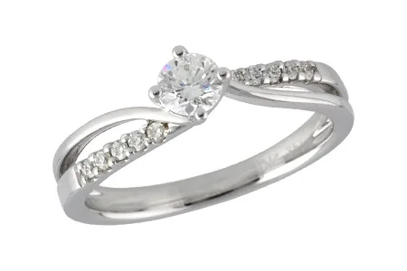 Diamond Engagement Ring in white gold