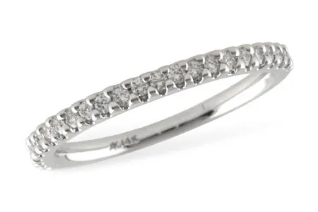 Diamond Wedding Band in white gold