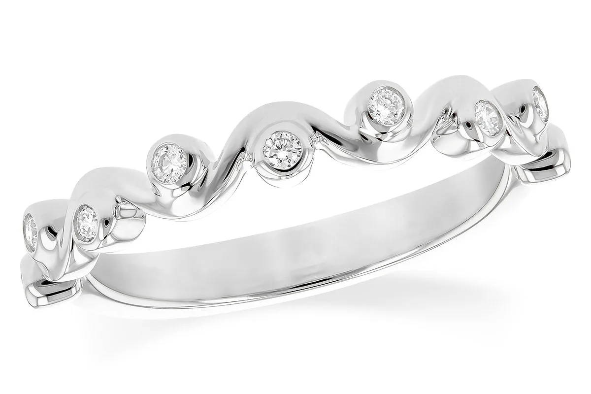 Diamond Wedding Band in white gold