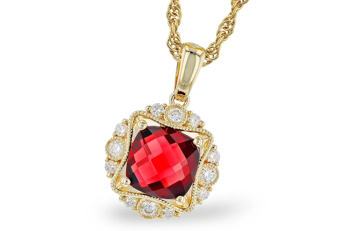 Garnet Necklace in yellow gold