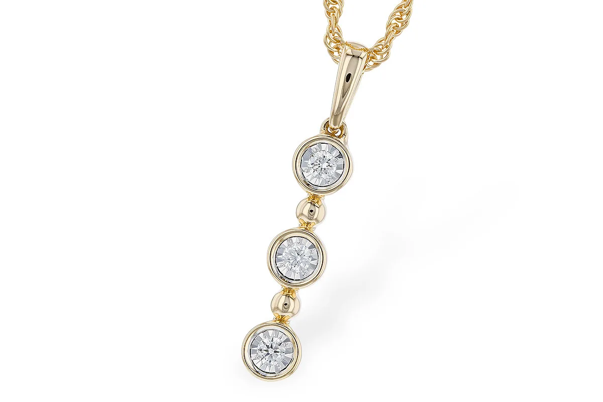 Diamond Necklace in yellow gold