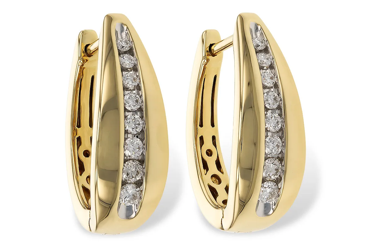 Diamond Earrings in yellow gold