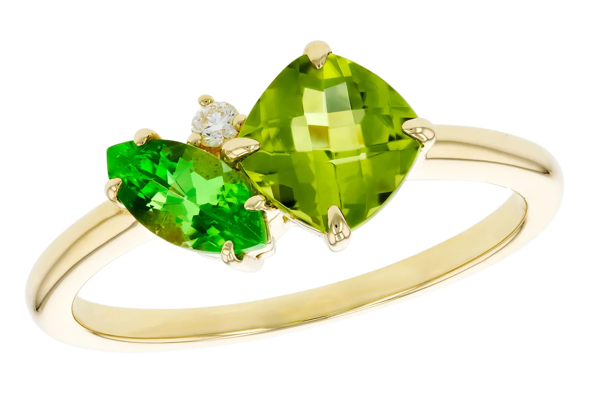Semi-Precious Stone Ring in yellow gold