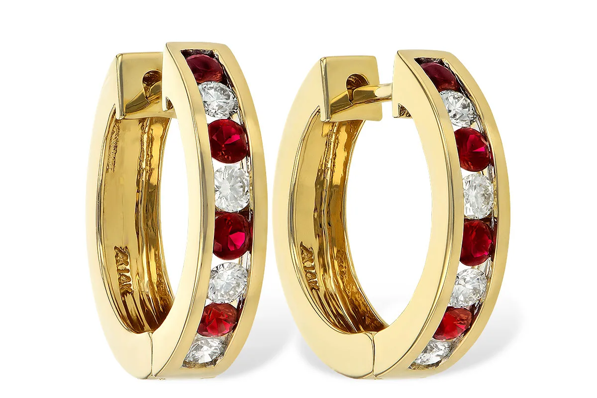 Ruby Earrings in yellow gold
