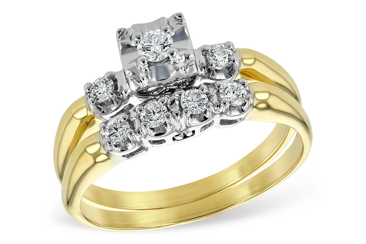 Diamond Wedding Set in yellow gold