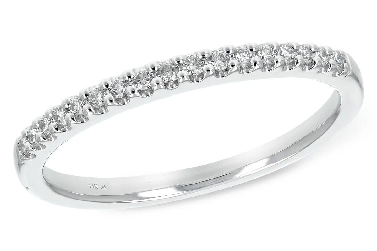 Diamond Wedding Band in white gold