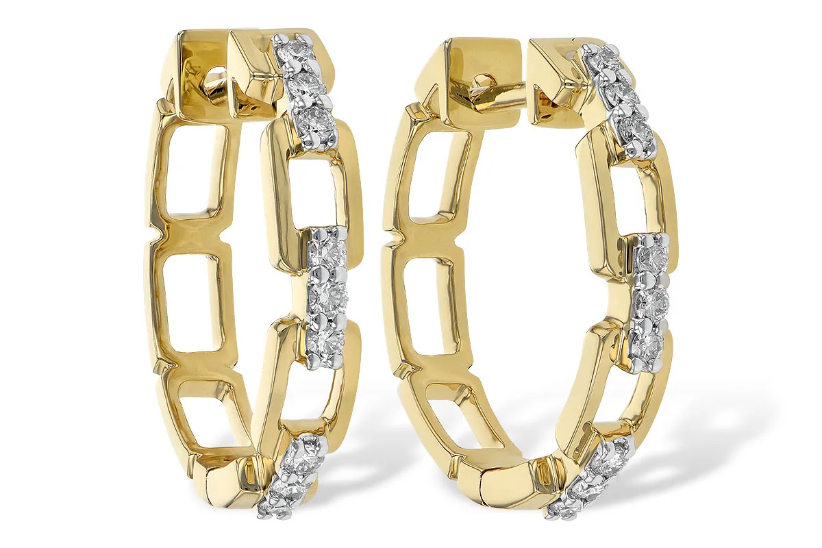 Diamond Earrings in yellow gold