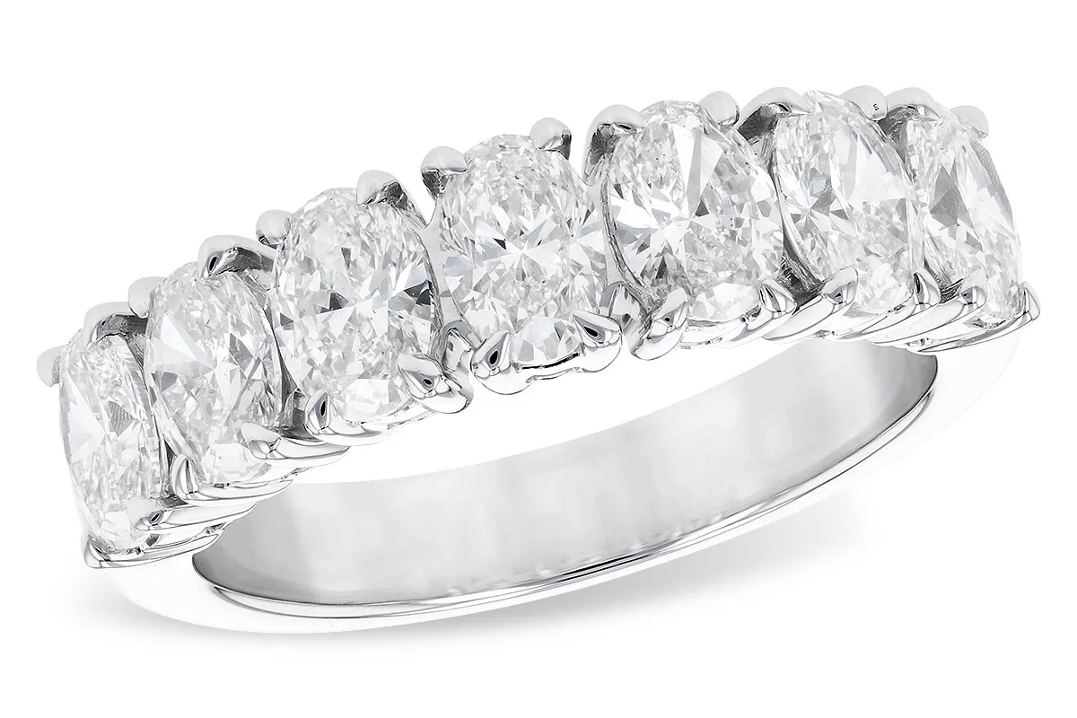 Diamond Wedding Band in white gold