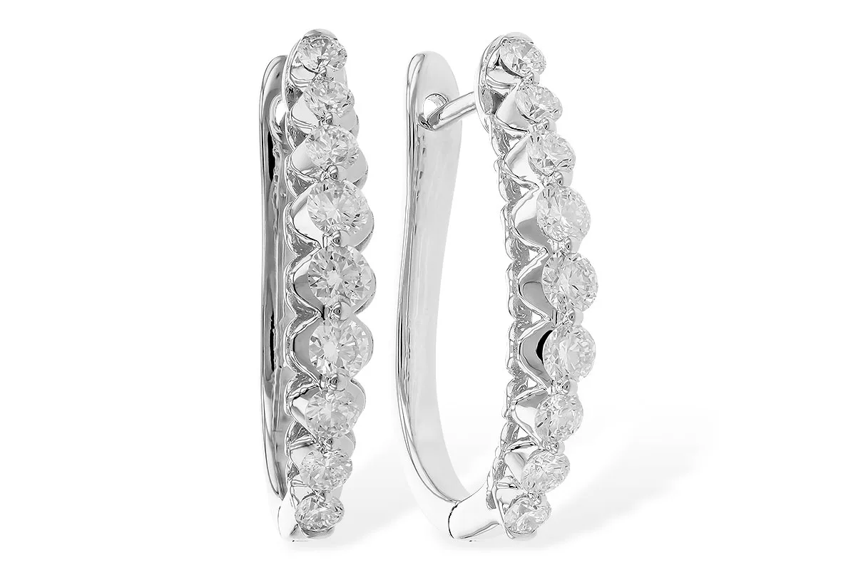 Diamond Earrings in white gold