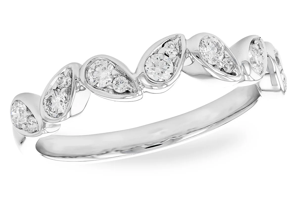 Diamond Wedding Band in white gold