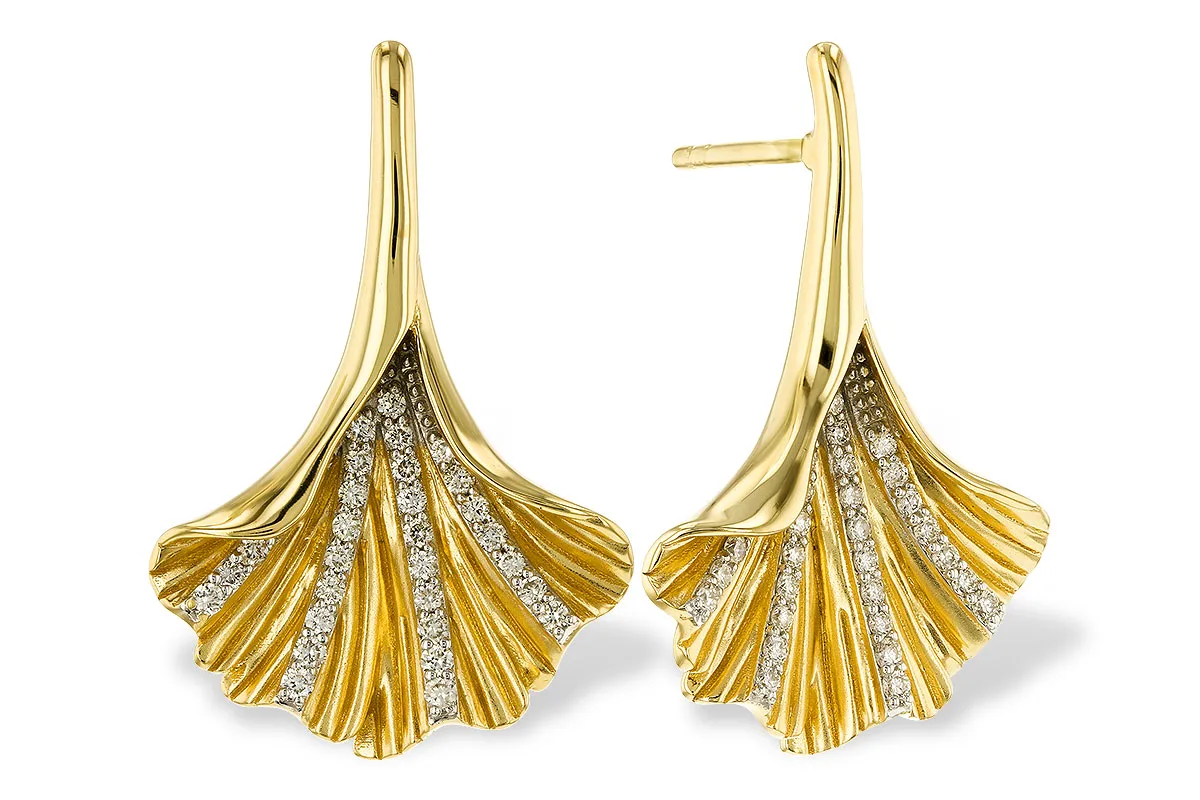 Diamond Earrings in yellow gold