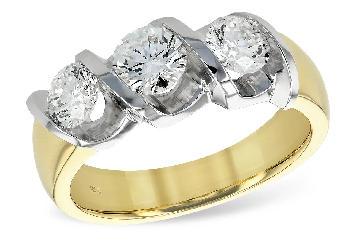 Diamond Wedding Band in yellow gold