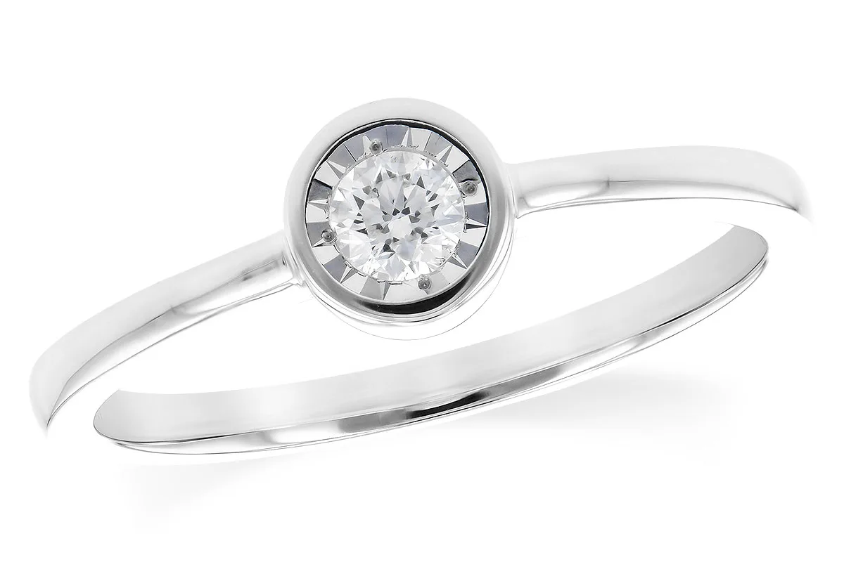 Diamond Ring in white gold