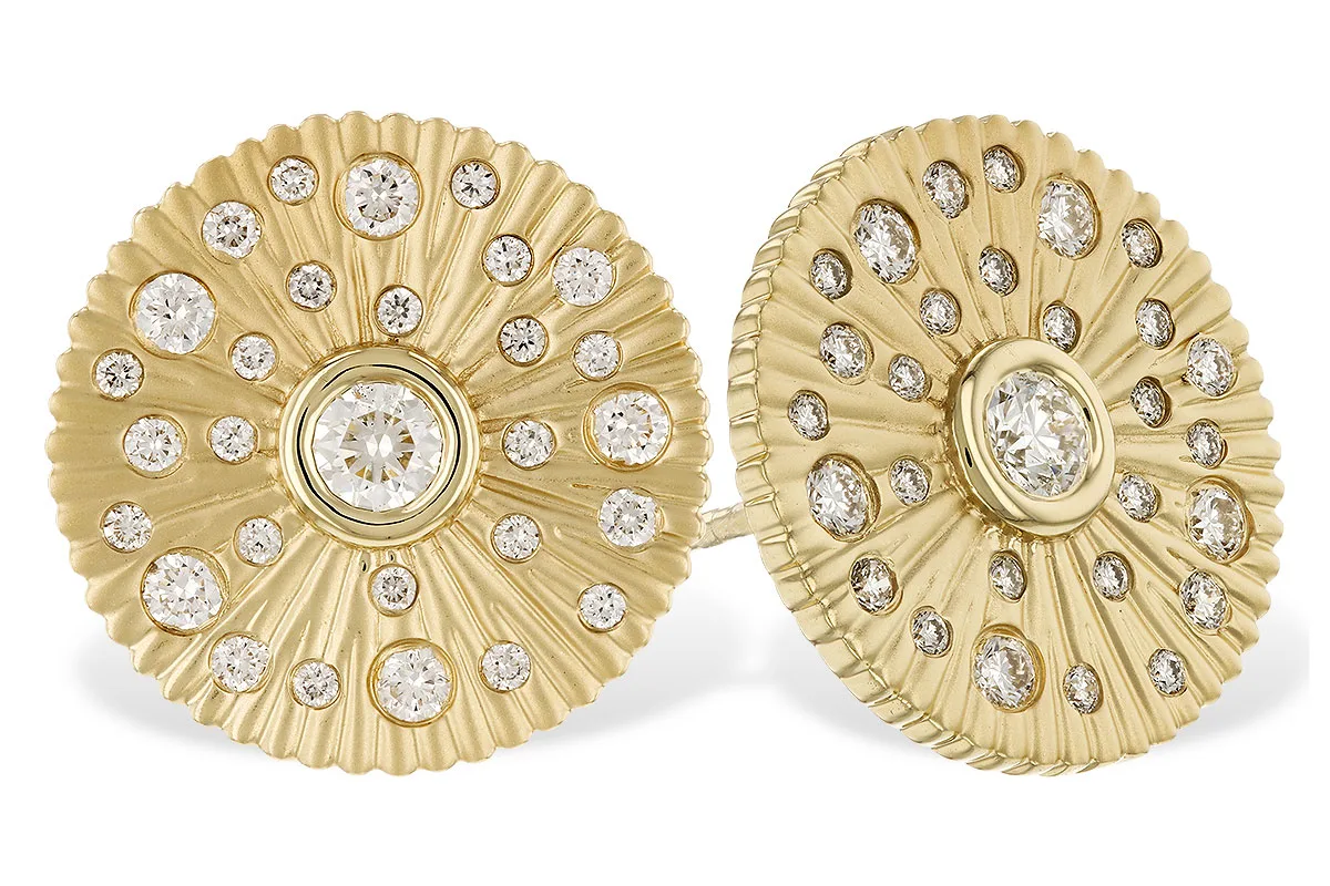 Diamond Earrings in yellow gold
