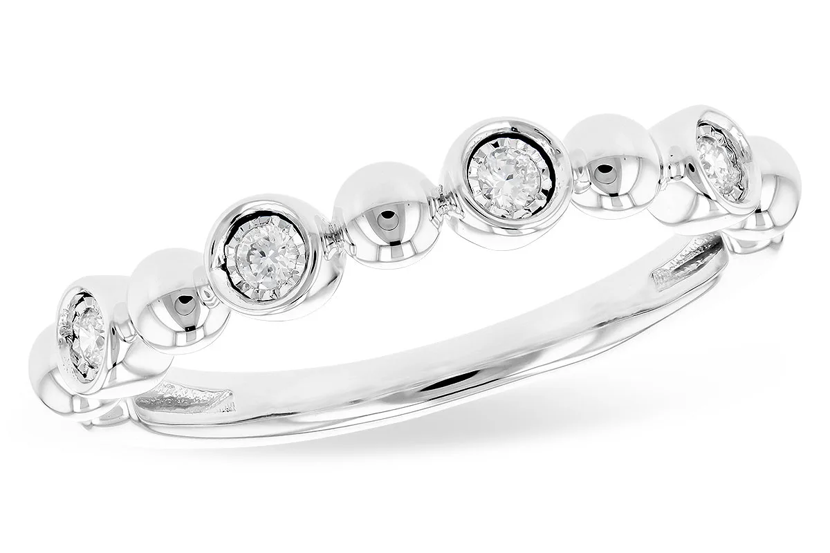 Diamond Wedding Band in white gold