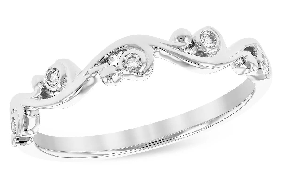 Diamond Wedding Band in white gold