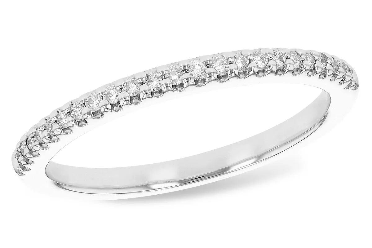 Diamond Wedding Band in white gold
