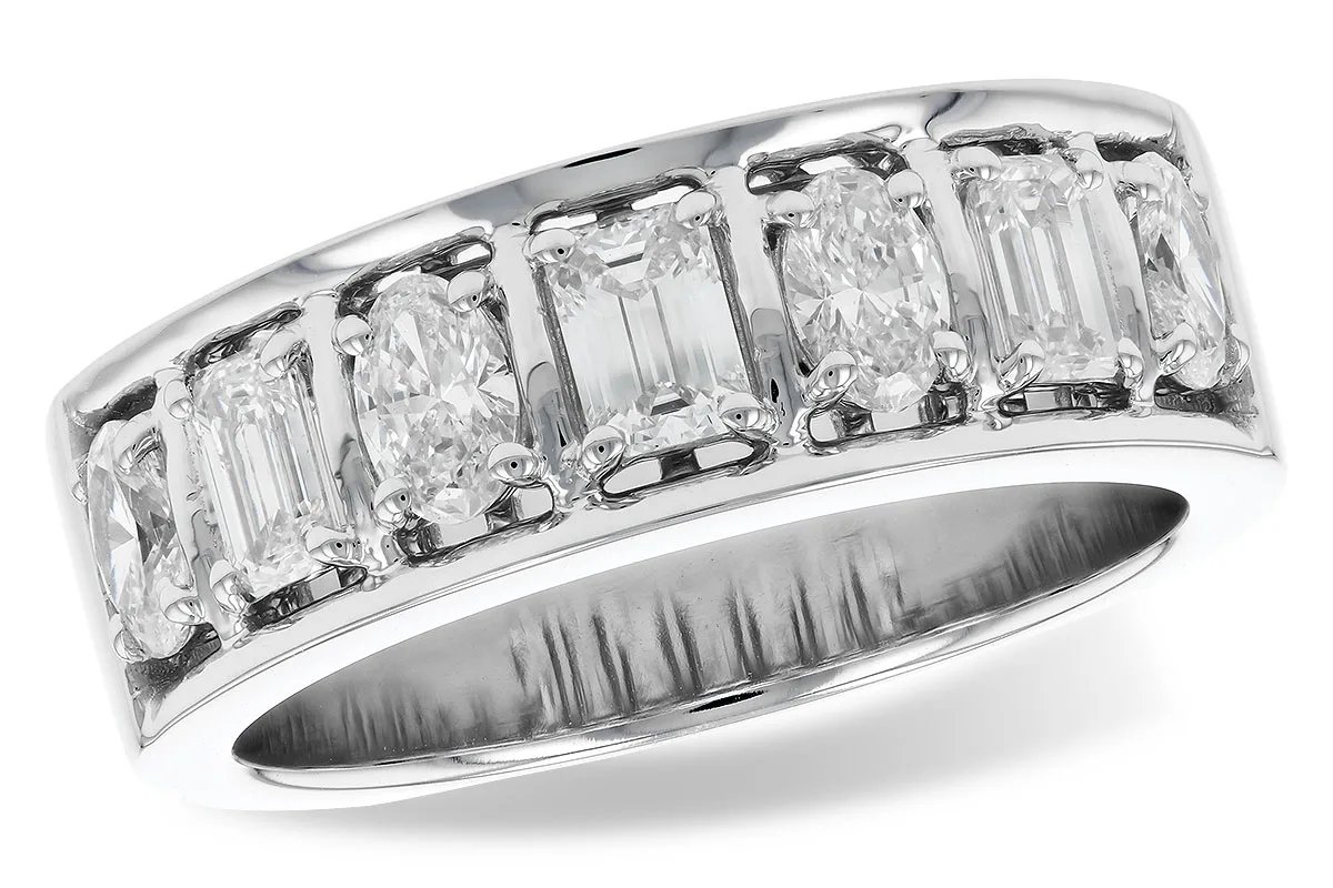 Diamond Wedding Band in white gold