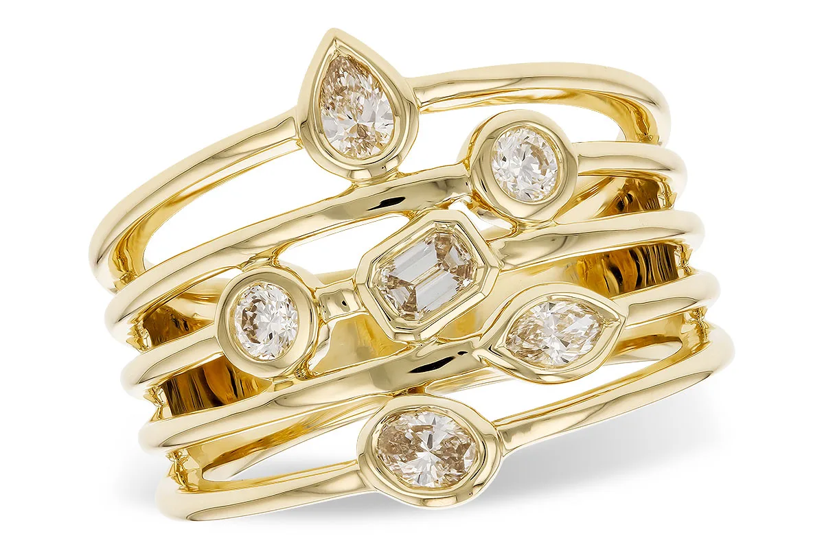 Fancy-Cut Diamond Ring in yellow gold