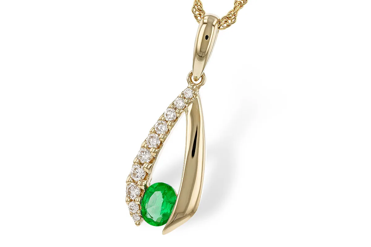 Emerald Necklace in yellow gold