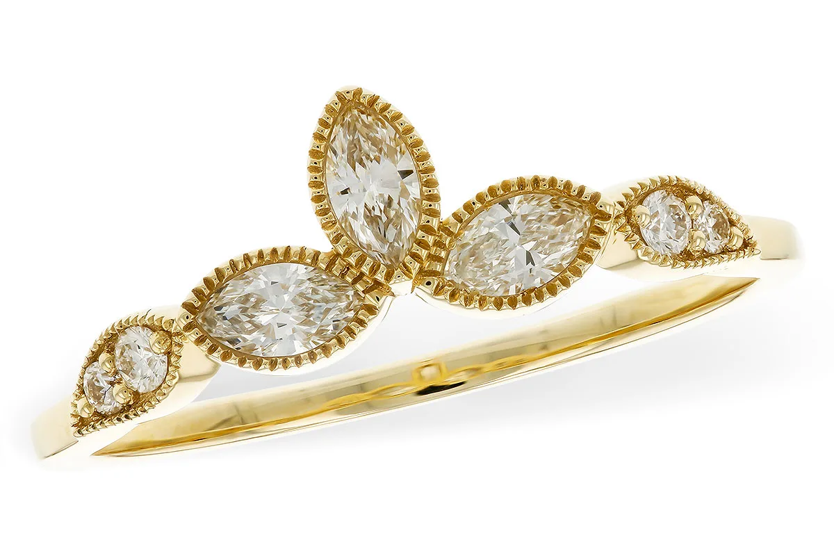 Diamond Ring Enhancer in yellow gold