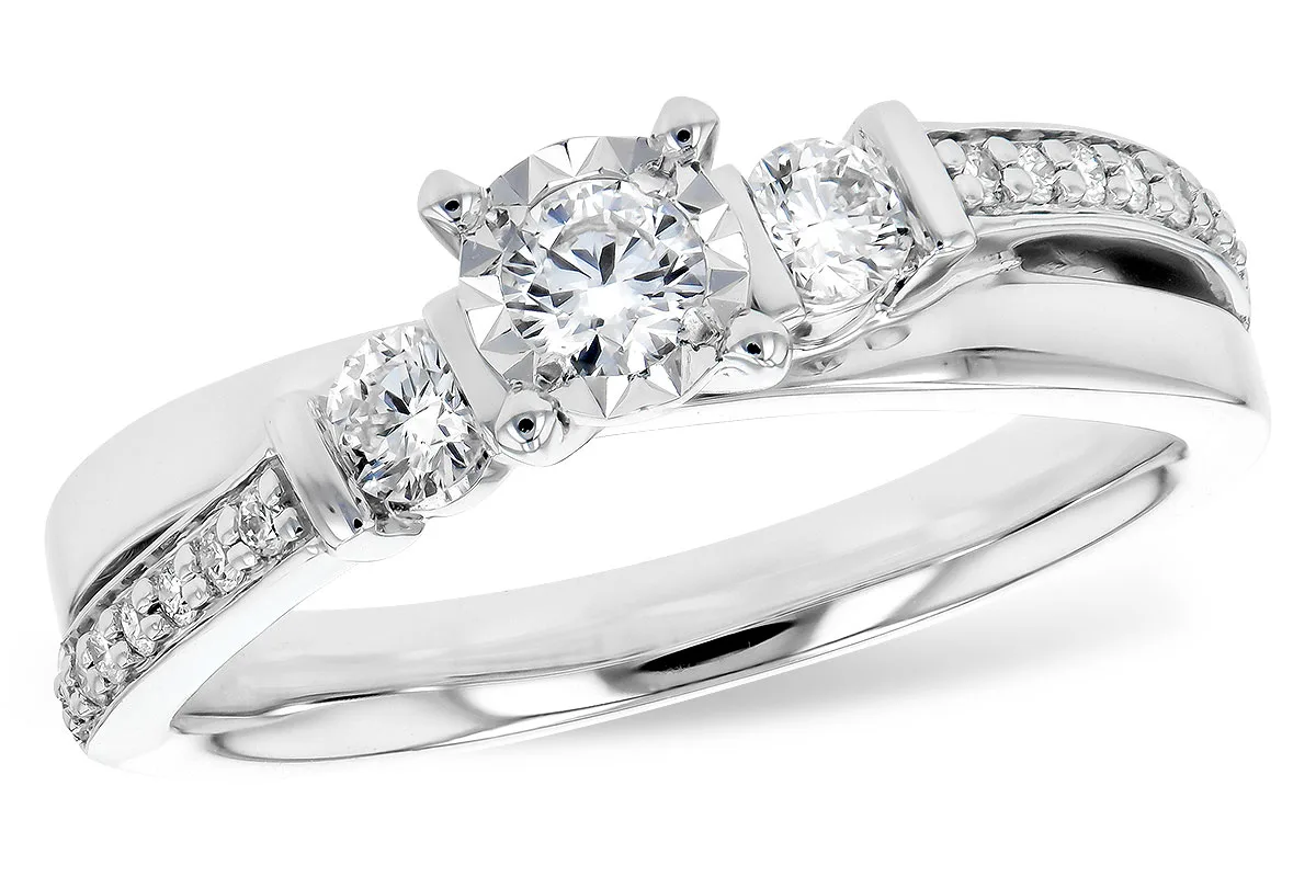 Diamond Engagement Ring in white gold