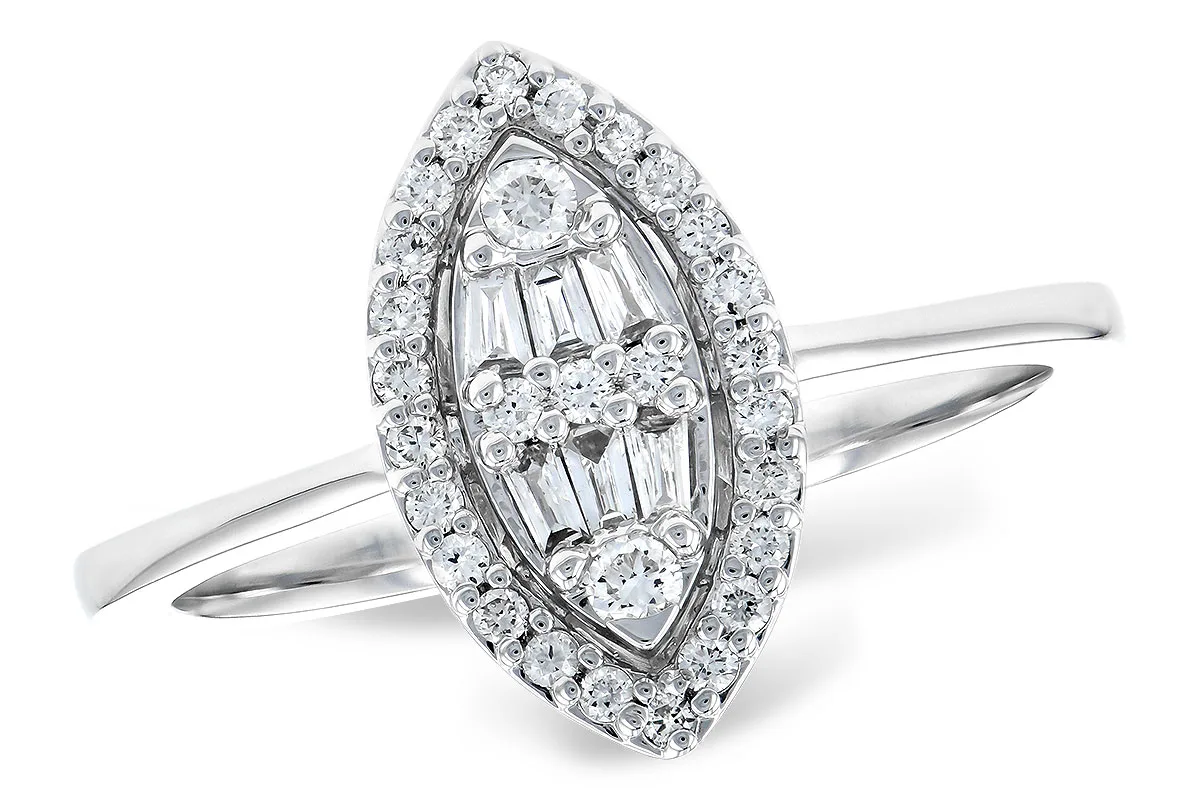 Diamond Ring in white gold