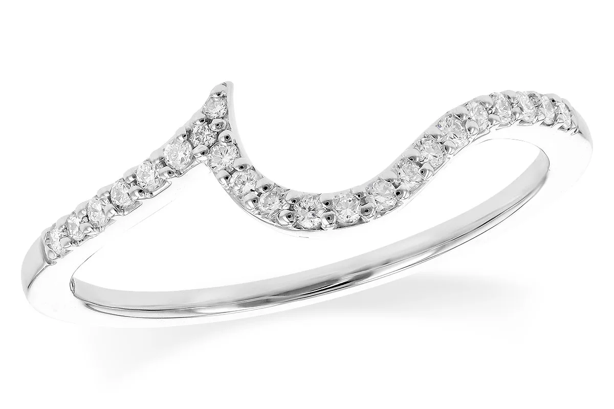 Diamond Wedding Band in white gold