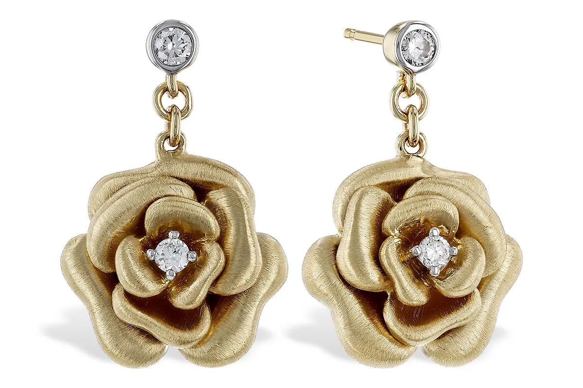 Diamond Earrings in yellow gold