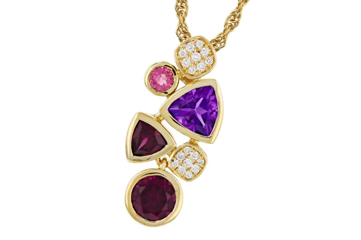 Semi-Precious Stone Necklace in yellow gold