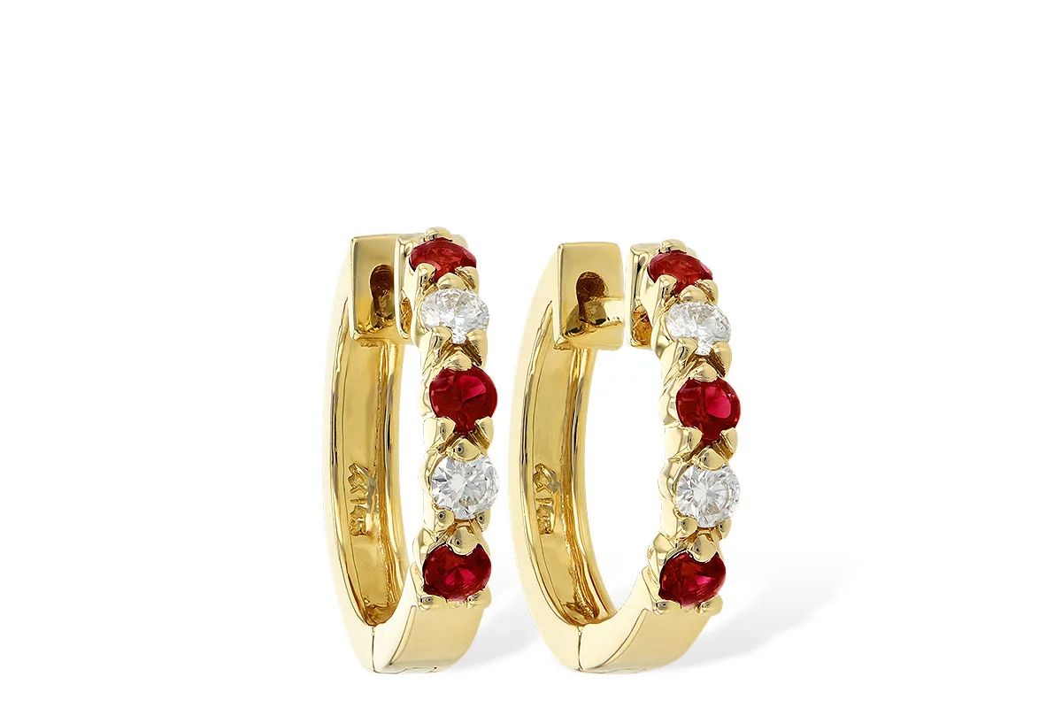 Ruby Earrings in yellow gold