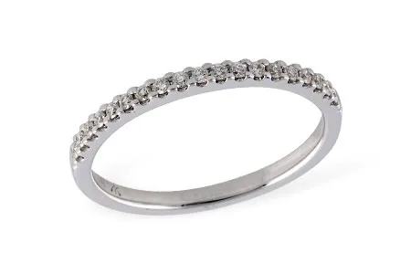 Diamond Wedding Band in white gold