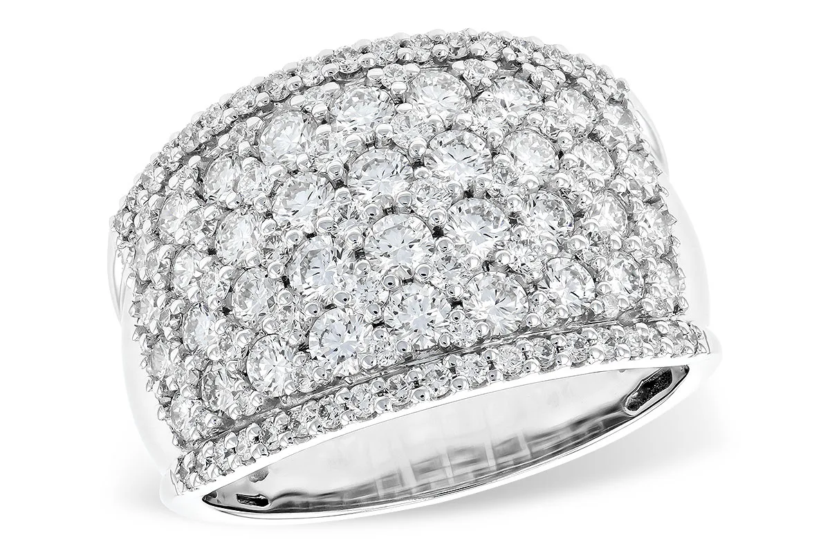 Diamond Wedding Band in white gold